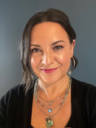 Angela Arnold