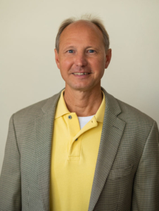 Eric J. Christopher | Certified Hypnotherapist, Master's in Marriage & Family Therapy, Hypnotist in Minneapolis