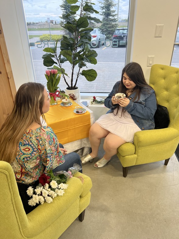 The Abundance Bar, Hypnotist in Barrie
